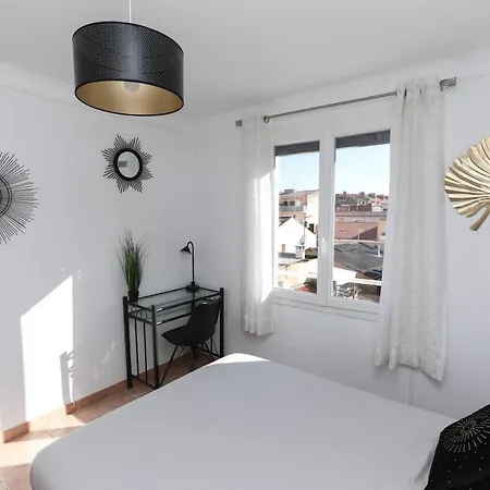 Le Provencale : Plages, Balcon, Clim 瓦洛里