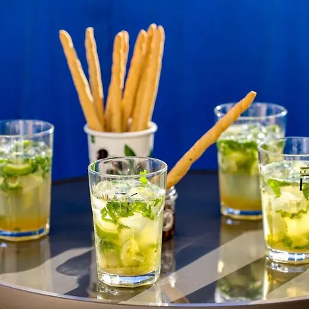 Le Provençale : Plages, Balcon, Clim Vallauris